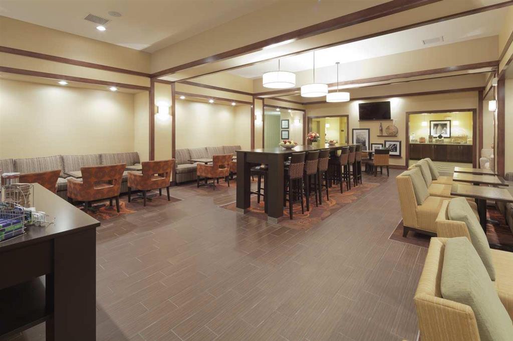 汉普顿伯洛伊特酒店 餐厅 照片